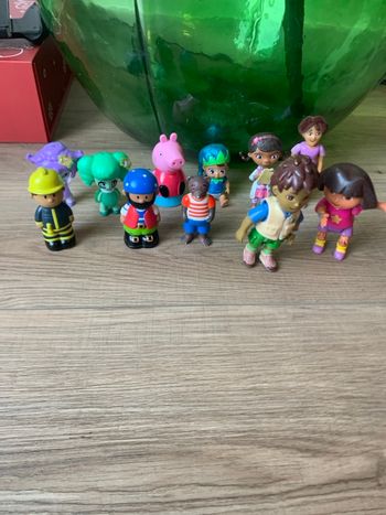 lot figurines
