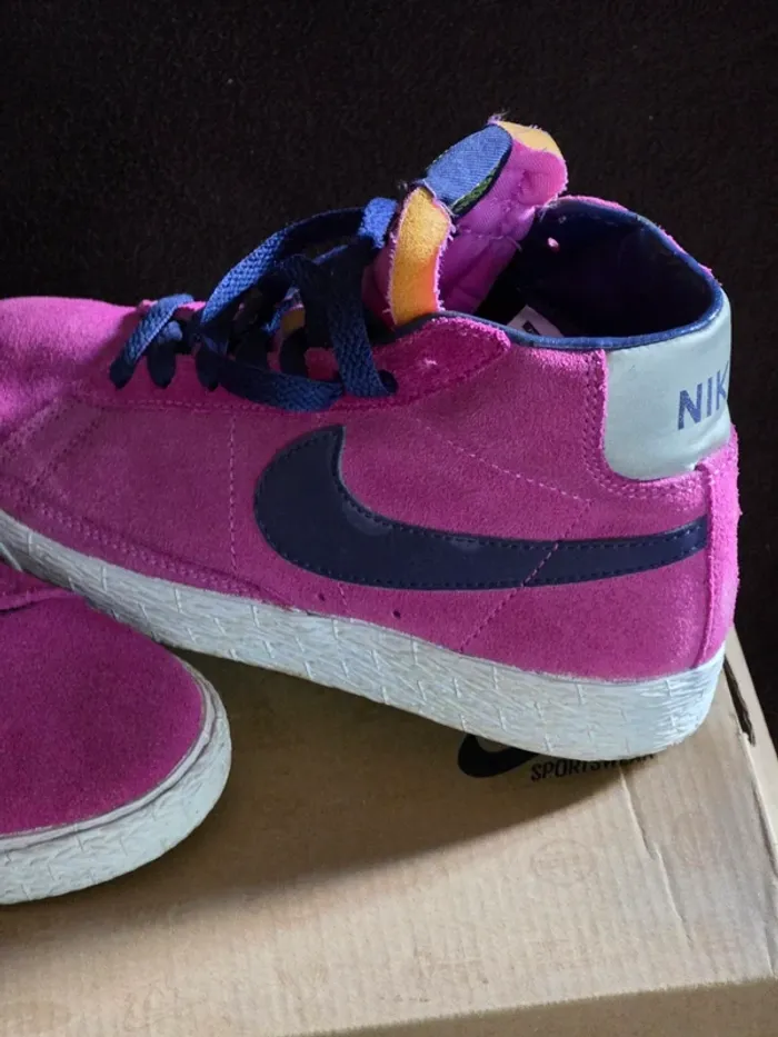 Basket montantes en daim - photo numéro 5