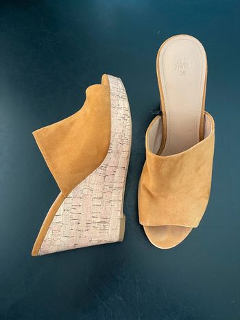 Sandales compensées