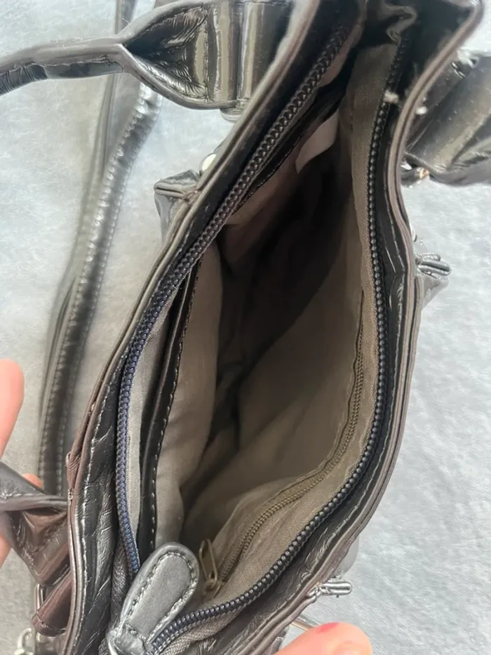 Sac baguette Y2K noir – style city chic – anse ajustable - photo numéro 4