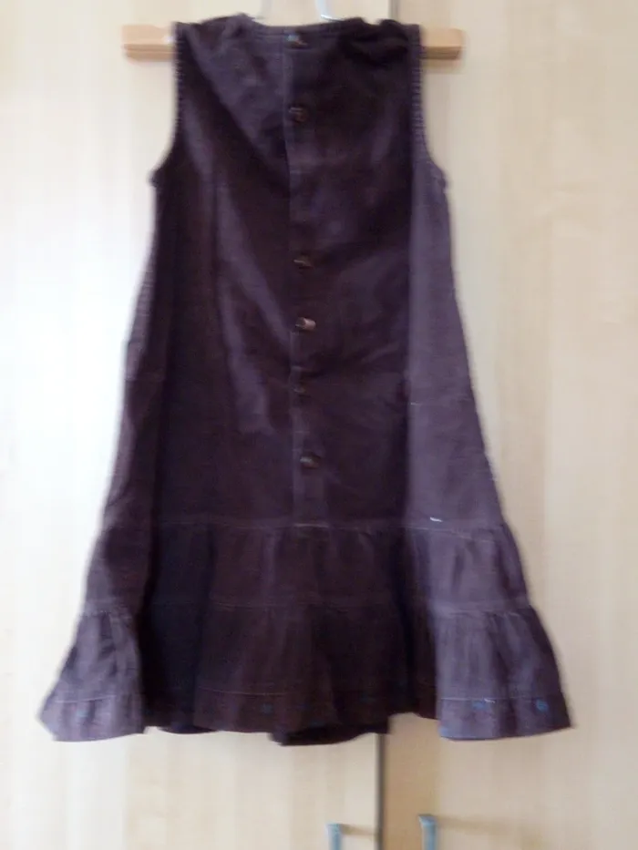 Robe en velours - photo numéro 2