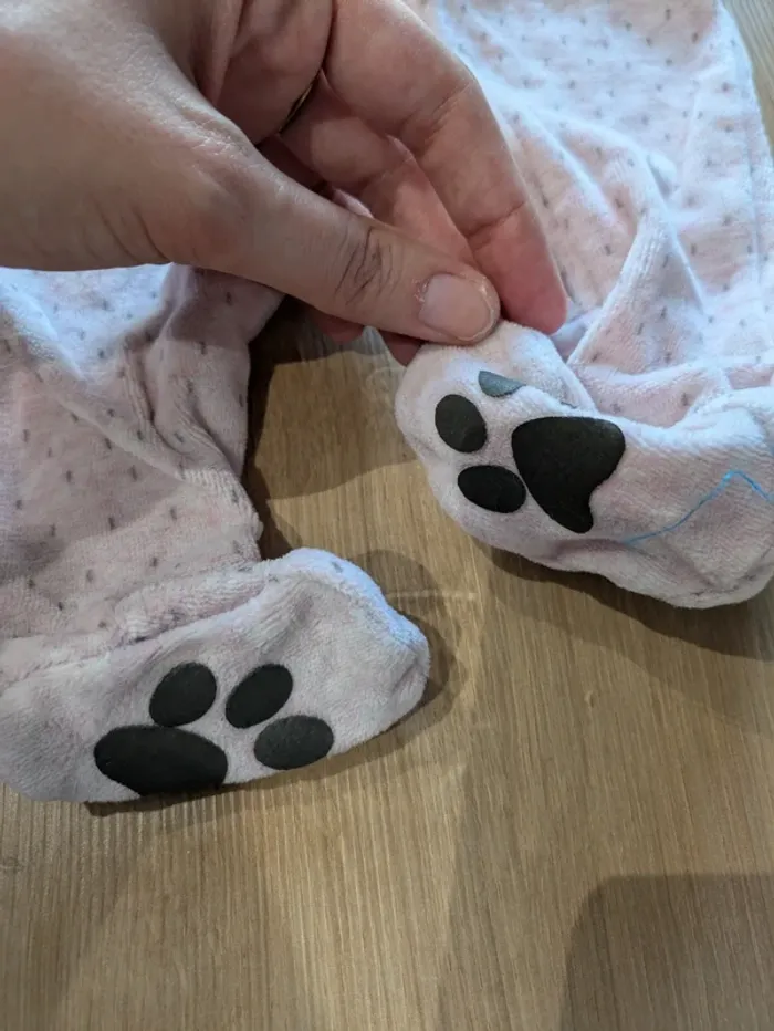 Grenouillère petit chat avec sa pochette 3 mois - photo numéro 3
