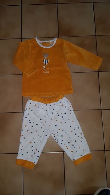Pyjama en velours orange