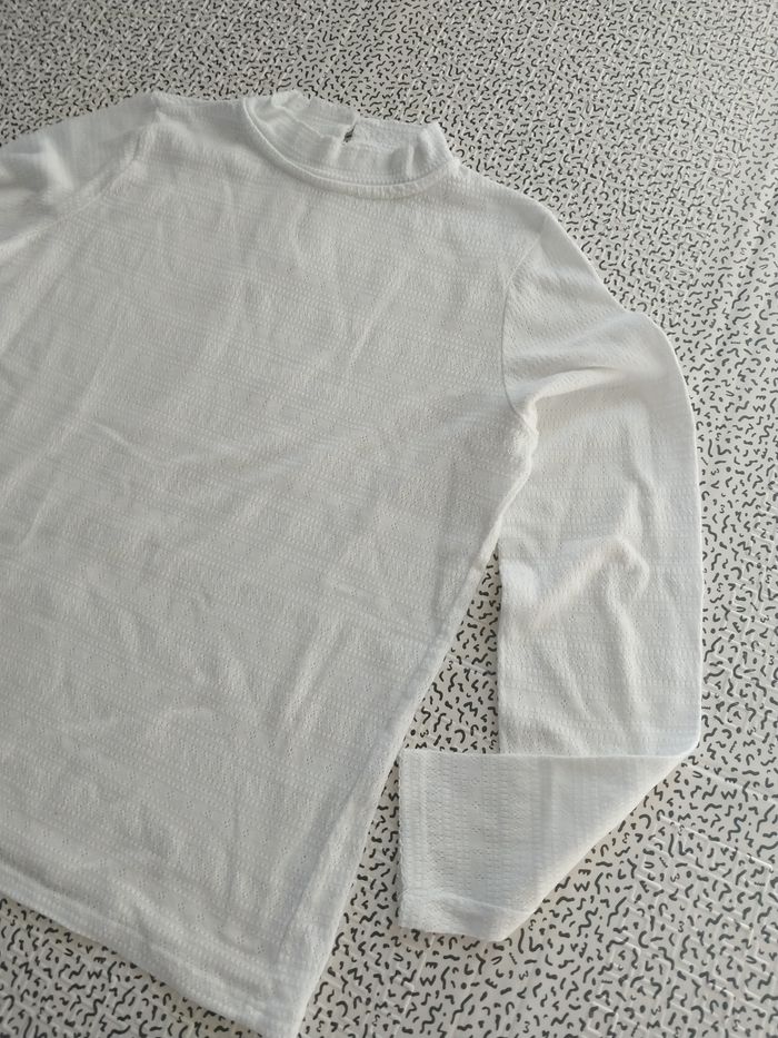 Haut blanc manches longues Kiabi – Taille M - photo numéro 7