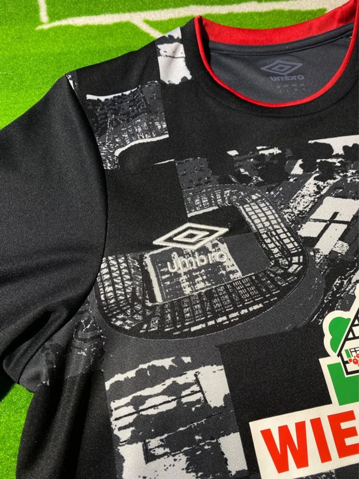Maillot foot Werder Breme 🇩🇪 third 2020/21 - photo numéro 3