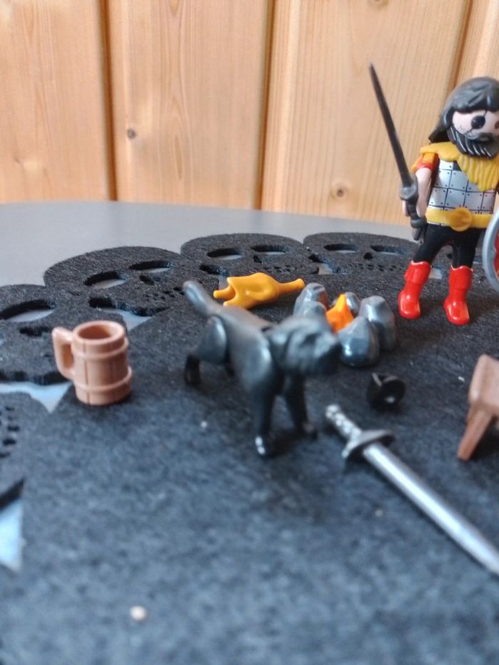 Playmobil guerrier barbare avec chien ref 4769 - photo numéro 3