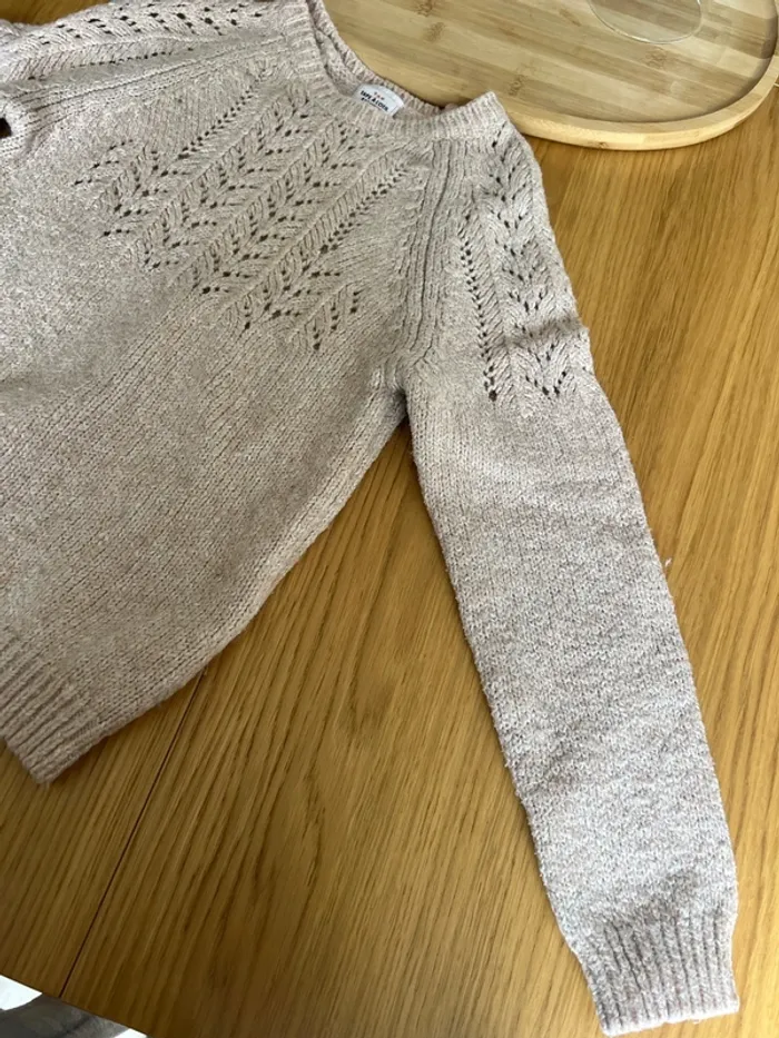 Pull tape-à-l’œil 8 ans - photo numéro 2