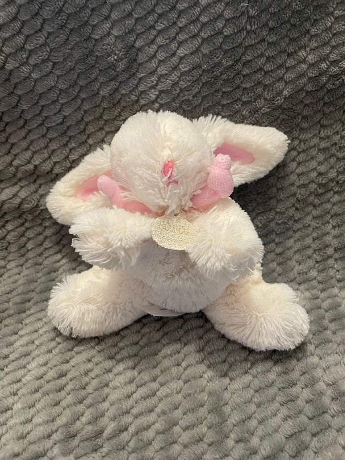 Doudou peluche lapin blanc rose Bonbon DC3375 Doudou et Compagnie