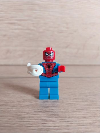 Figurine type lego Spiderman Marvel