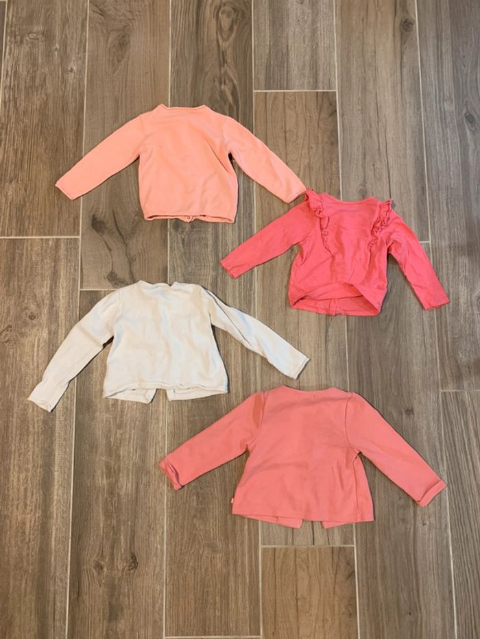 4 chemises/ pull/ vestes 2-3 ans - photo numéro 2