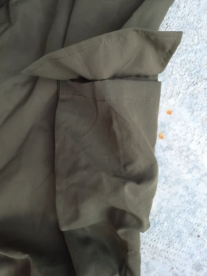 Pantalon cargo avec poches à rabat - photo numéro 2