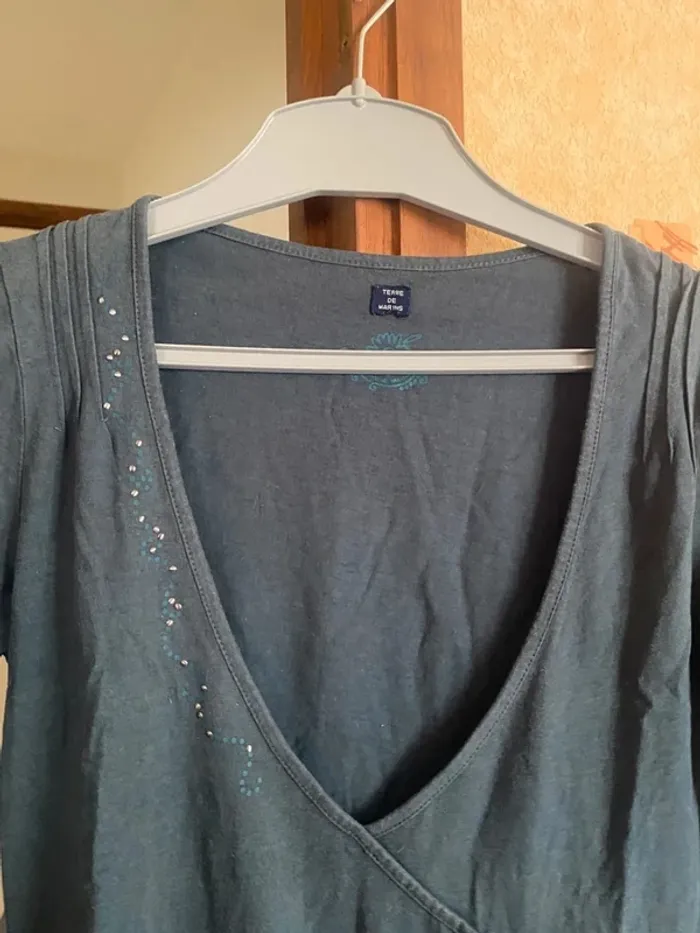 Tee-shirt femme Terre de Marins – Taille 38 – Élégant col cache-cœur 💙 - photo numéro 5