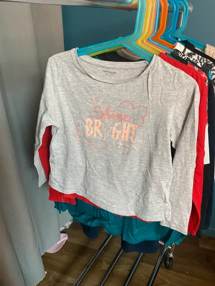 Lot vêtements fille – Taille 8 ans - photo numéro 3