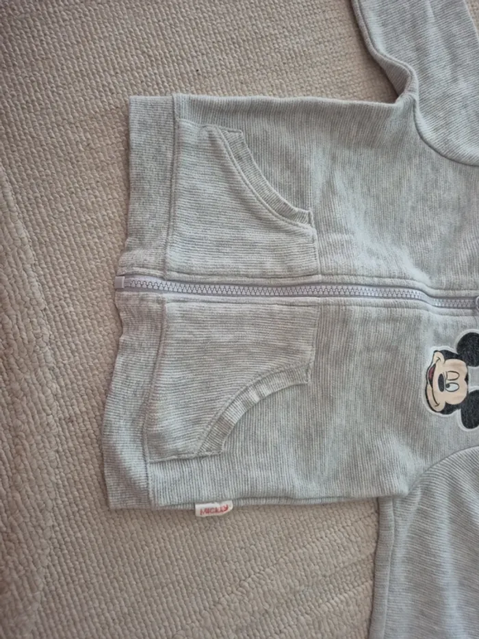 Gilet a capuche Mickey 24 mois - photo numéro 5