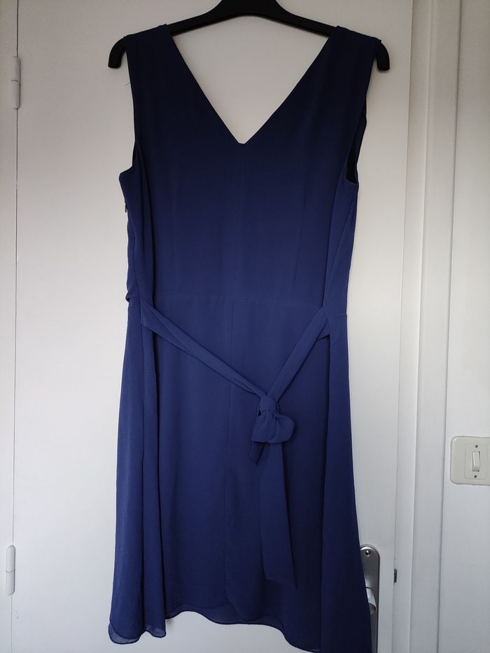 Robe courte - photo numéro 2