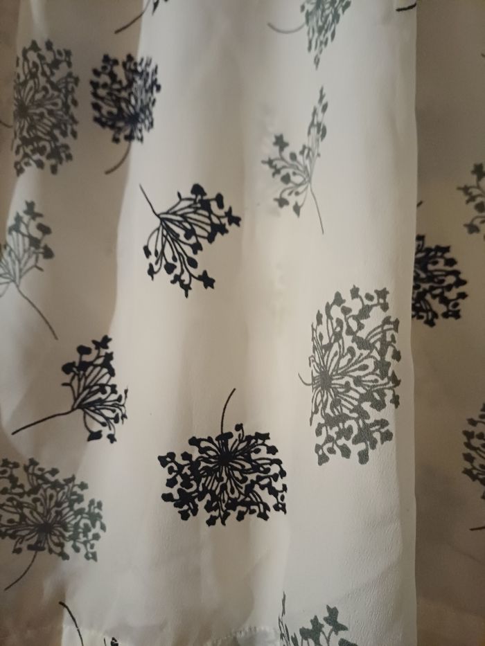 chemise bi color blanc a fleur noir - photo numéro 3