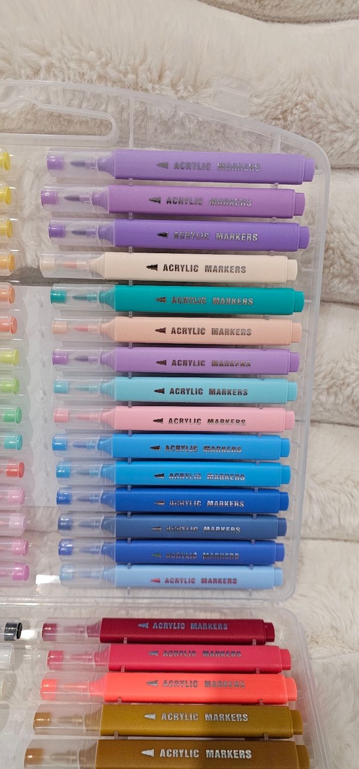Coffret de 60 marqueurs acrylique neufs - photo numéro 3