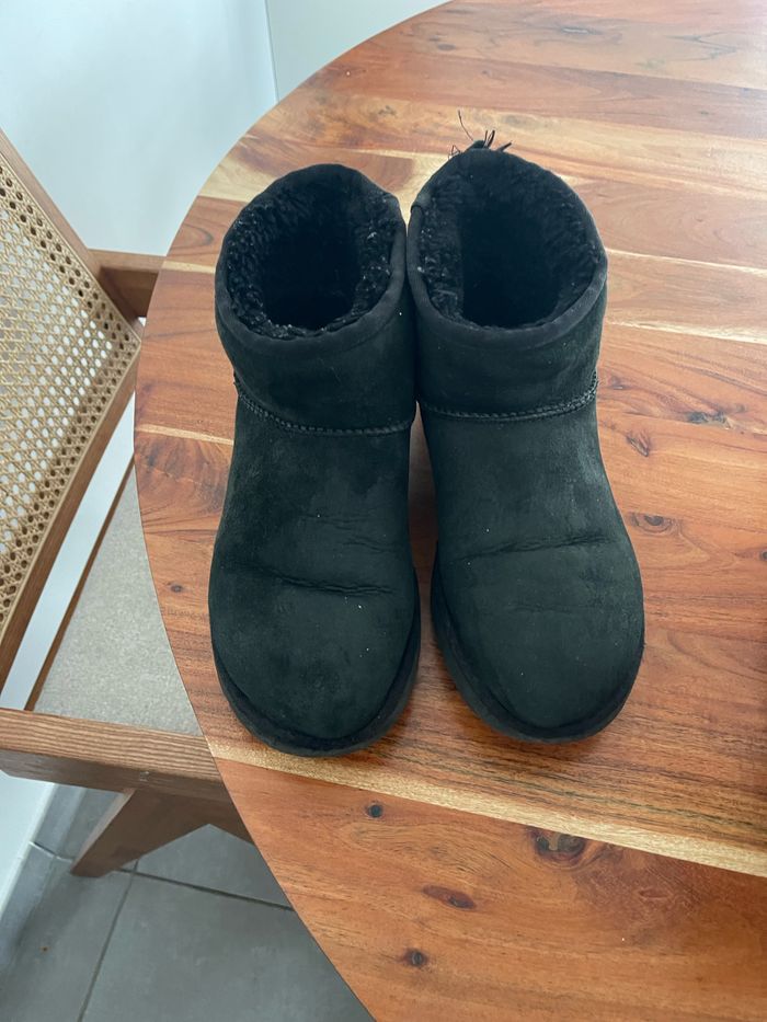 Ugg noir