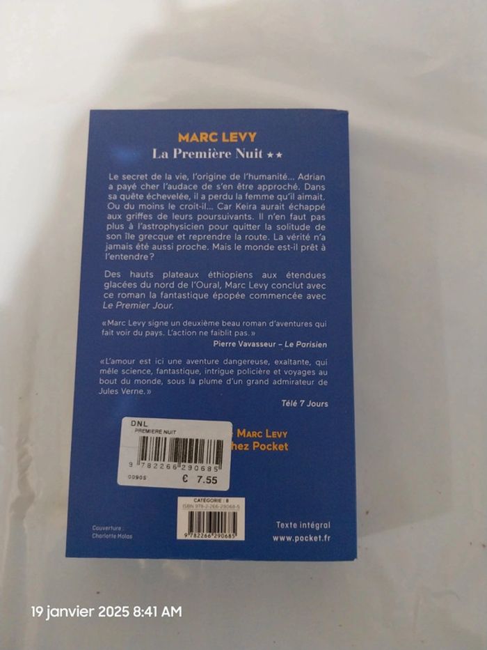 Livre la première nuit - Marc LEVY - photo numéro 4