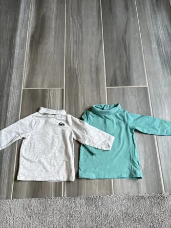 Lot de 2 sous pull 9 mois
