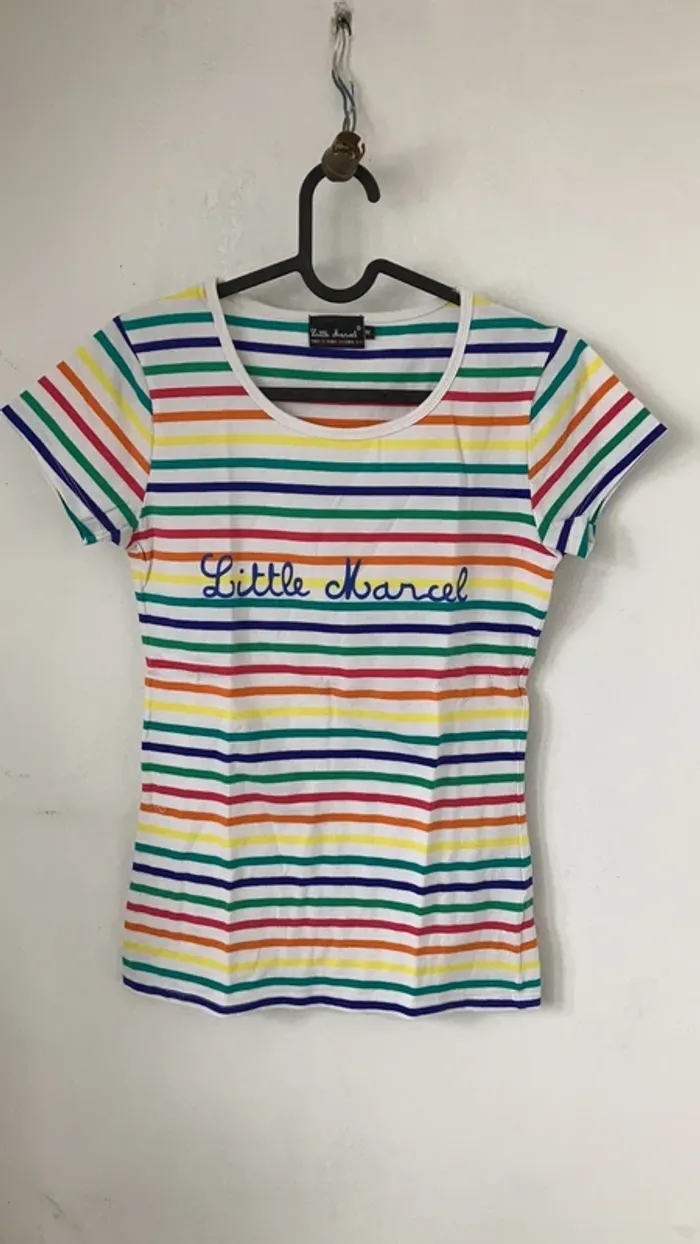 Tee shirt