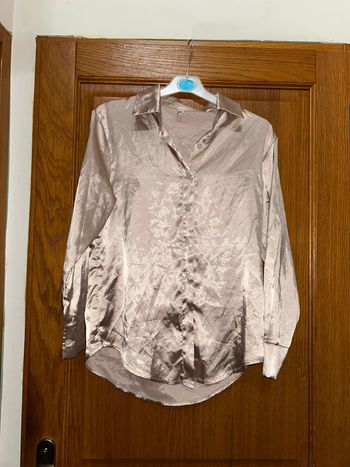 Chemise effet satinée