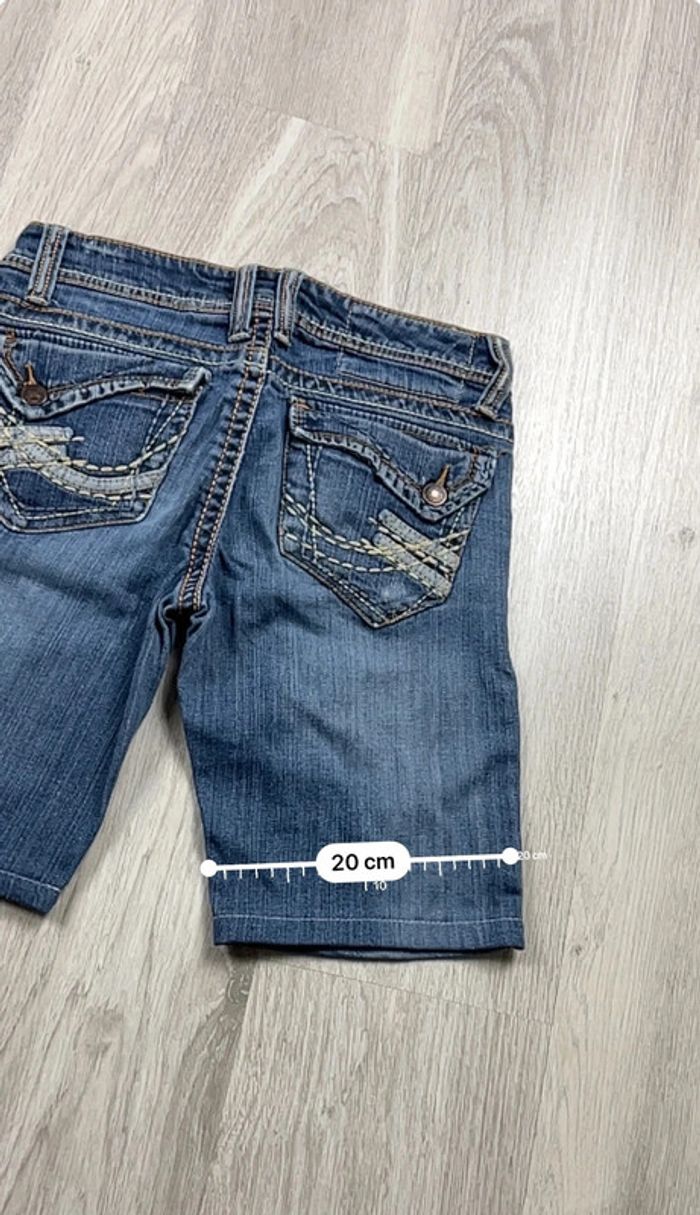 Short en jean vintage femme S – bleu avec poches brodées - photo numéro 4