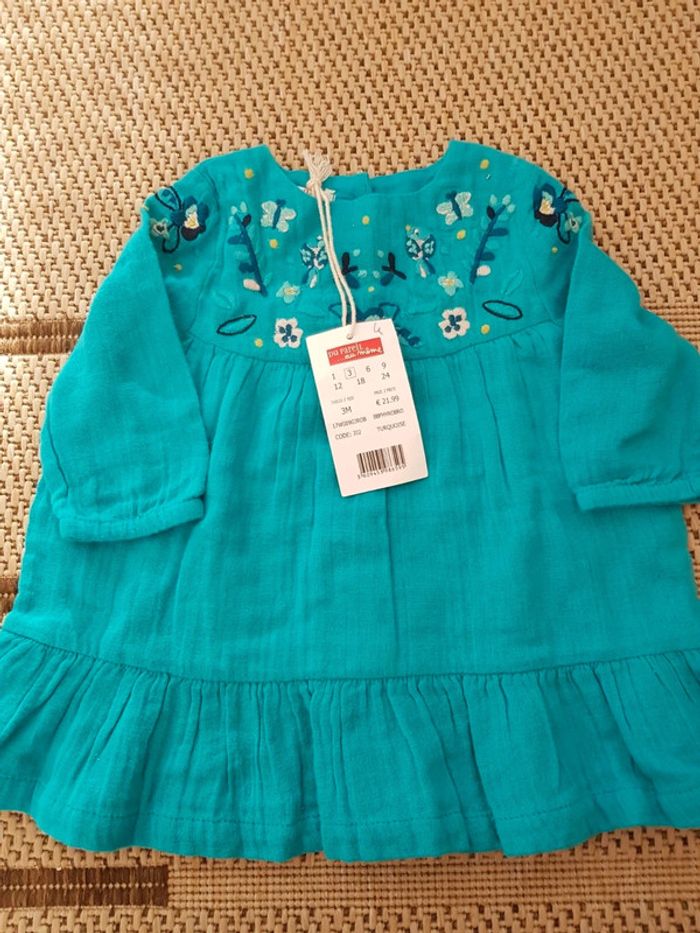 Robe 3 mois neuve DPAM