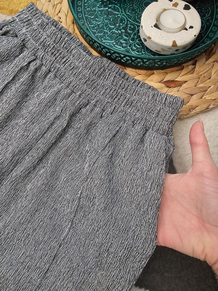 Joli pantalon gris jambes larges Asos taille 34 neuf - photo numéro 4