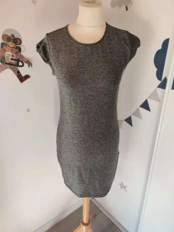 Robe pailleté argenté forever 21 taille M