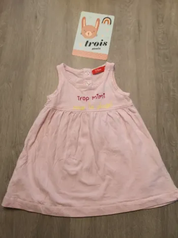 Robe 3 mois trop mimi pour la plage