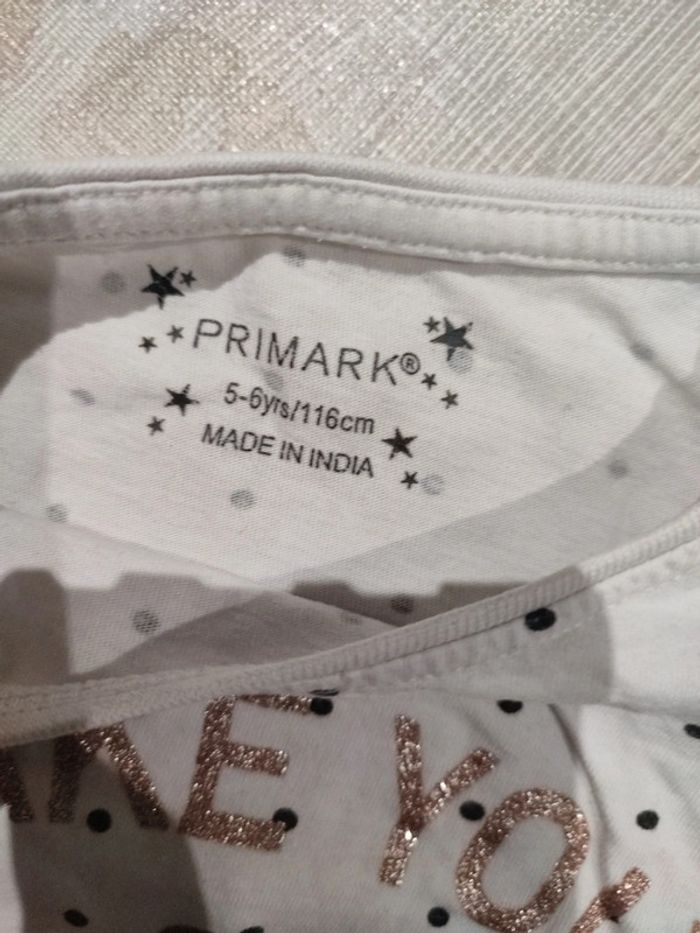 T-shirt manches longues taille 5 6 ans - photo numéro 5