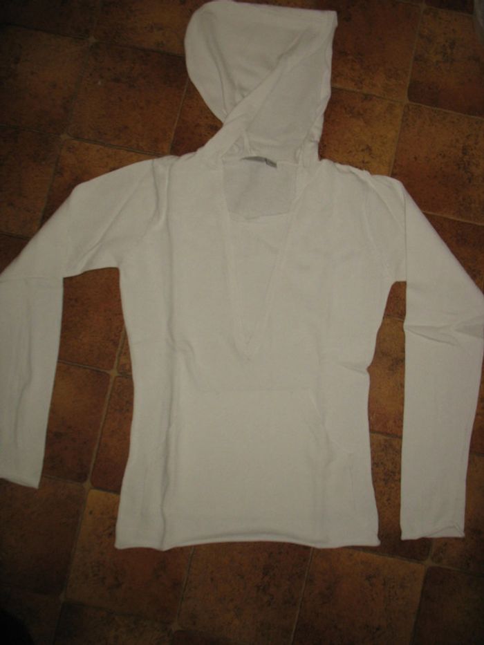 PULL FIN BLANC A CAPUCHE FILLE "KIABI KIDS" - 16 ANS - n°01