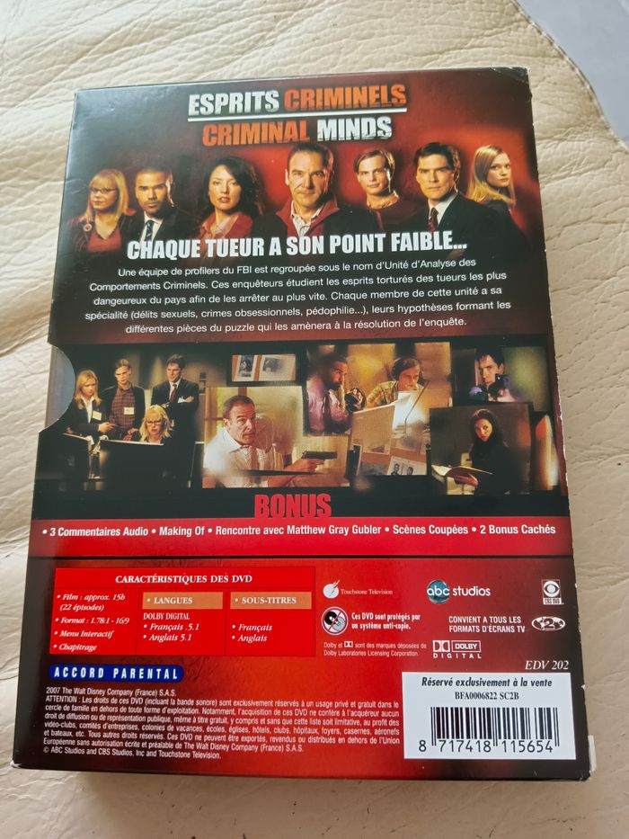 Coffret DVD esprits criminels saison 1 - photo numéro 2