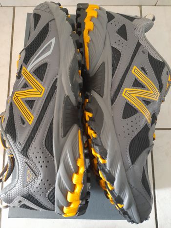 New balance neuves 610 cuir modèle pas commun
