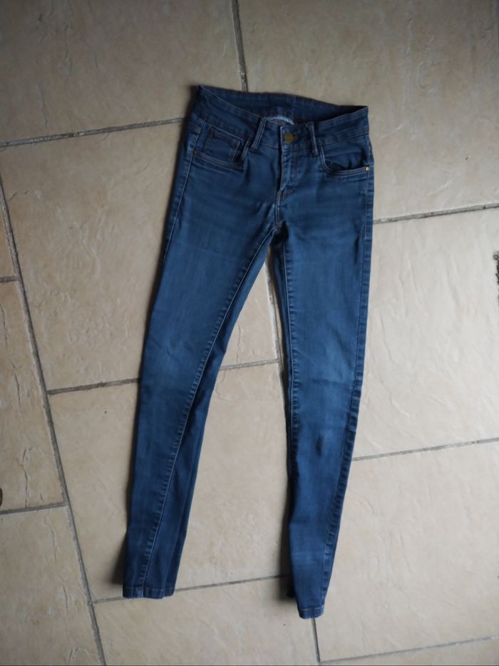 Jean bleu taille 34 - photo numéro 2