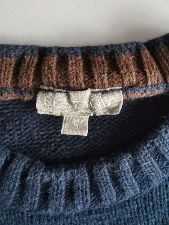 Pull bleu marine - photo numéro 2