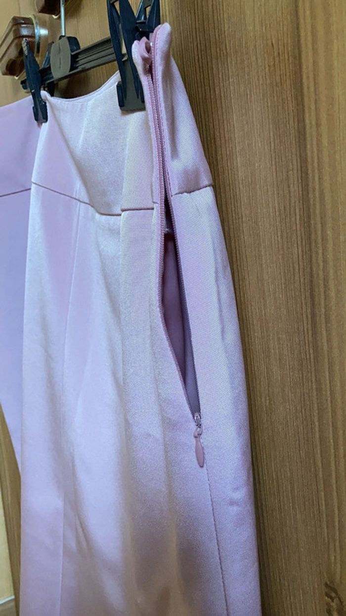 Jupe rose pâle - photo numéro 2