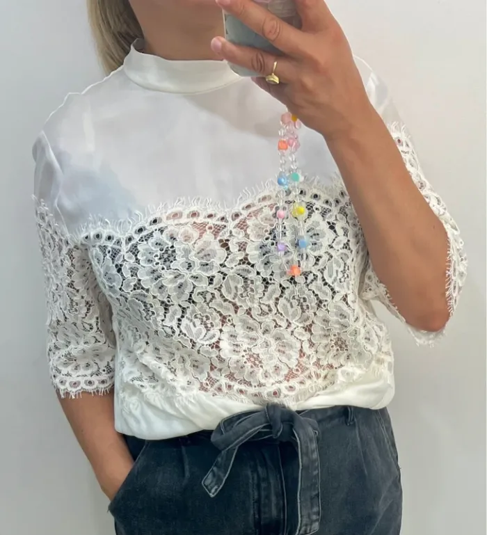 Blouse Sandro blanche avec dentelle Taille 38