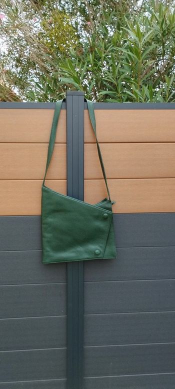 Sac bandoulière en cuir S.Cazenave