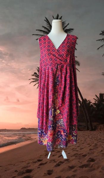 Robe longue a motifs avec ses fleurs, taille 46/48