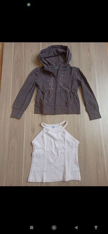 Gilet zippé à capuche MGXX 5,6 ans débardeur 6 ans