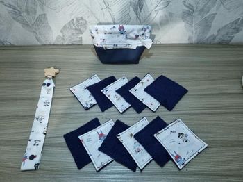 Lingettes lavables trousse assortie et attache tétine