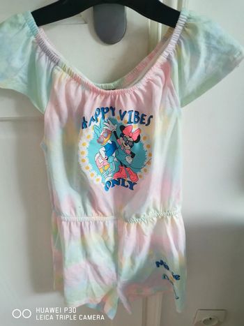 Combi short été 4 ans neuve