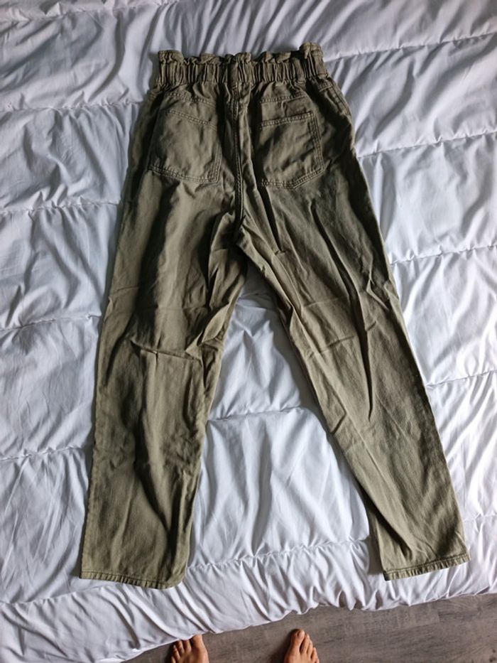 Pantalon femme taille 40 H et M couleur kaki très bonne - photo numéro 8