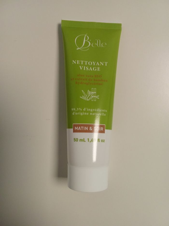 B'elle nettoyant visage aloe Véra bio et extrait de bambou - 50ML NEUF - photo numéro 2