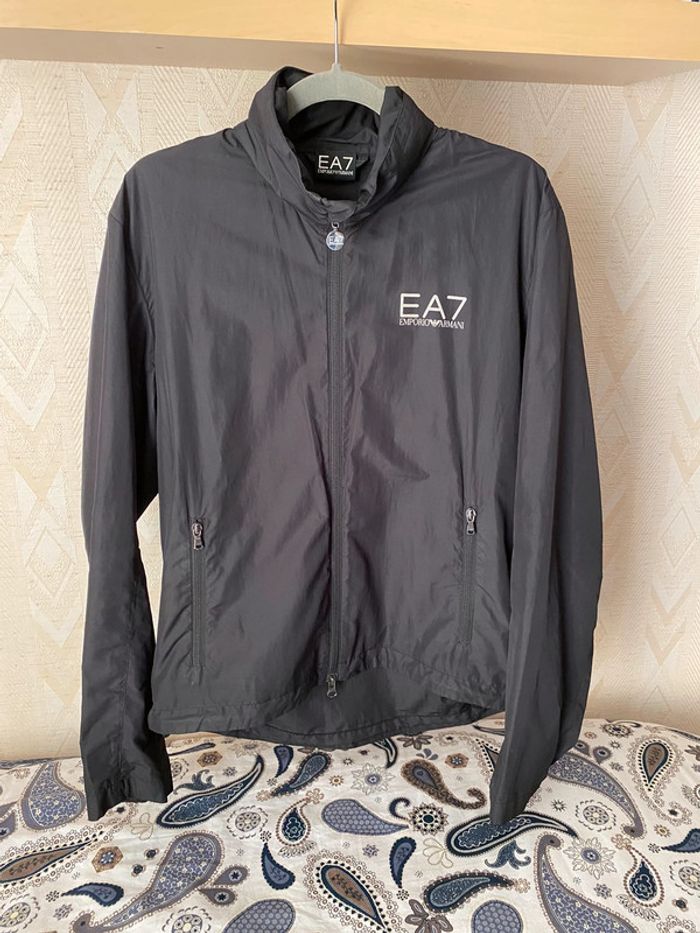 Superbe belle veste coupe vent noire Emporio Armani taille L - photo numéro 2