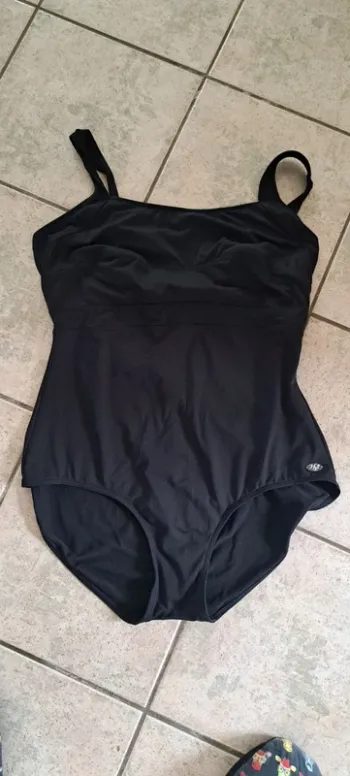 Maillot de bains noir, Paprika, taille 3