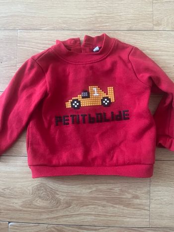 sweat bébé  garçon 12 mois rouge voiture petit bolide