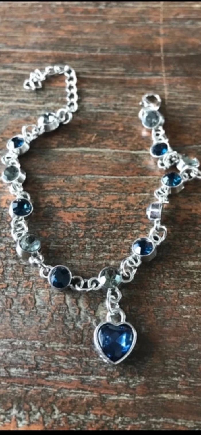 Magnifique bracelet réglage avec cœur et pierre - photo numéro 4